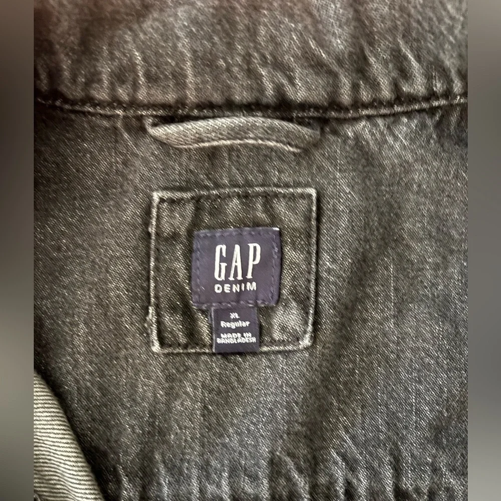 GAP KIDS Charcoal Denim Jacket - Picture 3 of 9